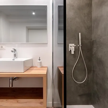 Maison Revedin Apartment *