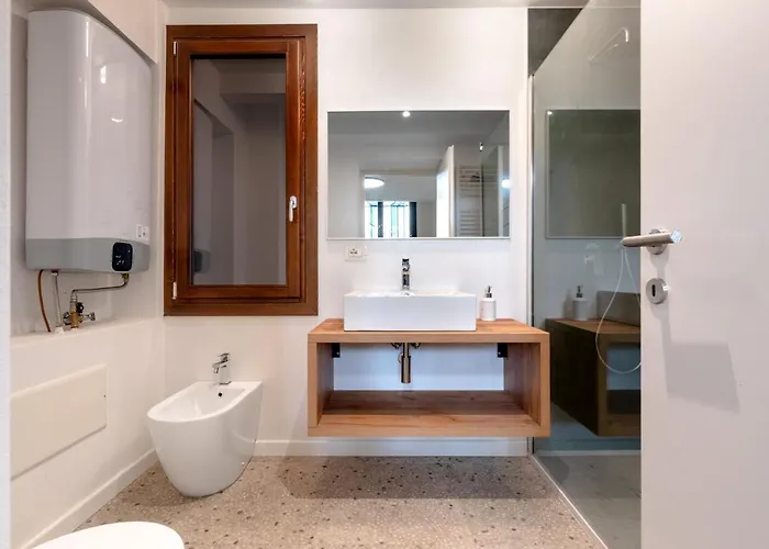 Maison Revedin شقة